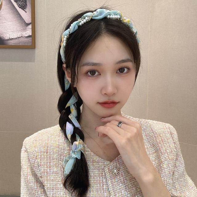 Band Pearl Head Faux