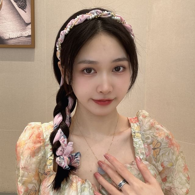 Band Pearl Head Faux