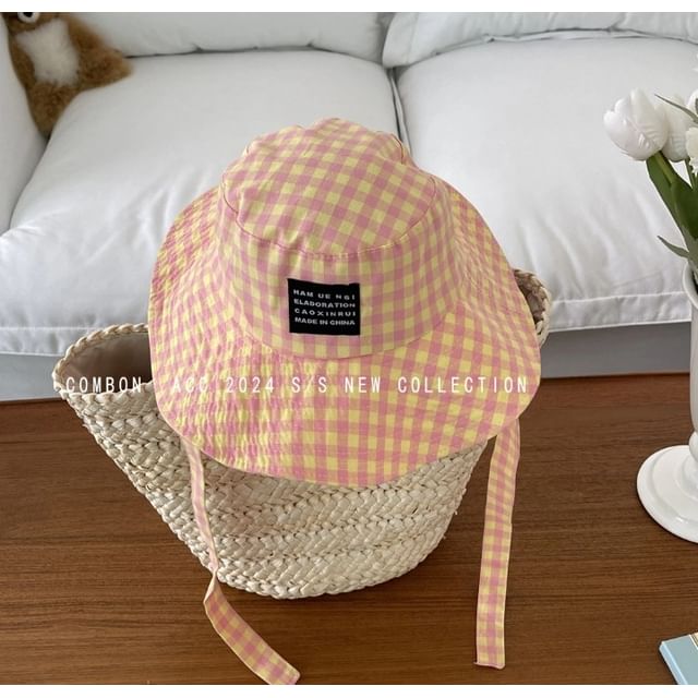 Applique Gingham Bucket Hat
