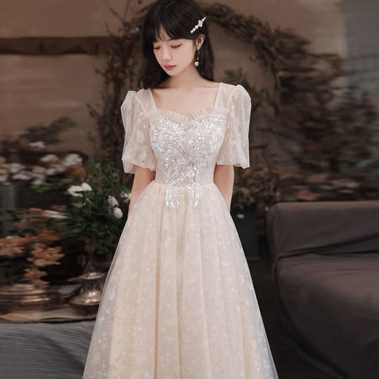 Sequined Evening Square-Neck A-Line Puff-Sleeve Floral Designs) (Various Gown