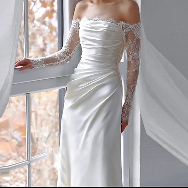 Gown Wedding Strapless Trained A-Line