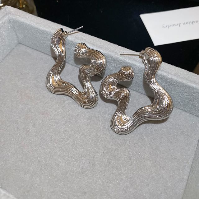 Copper Earring Wavy Hoop