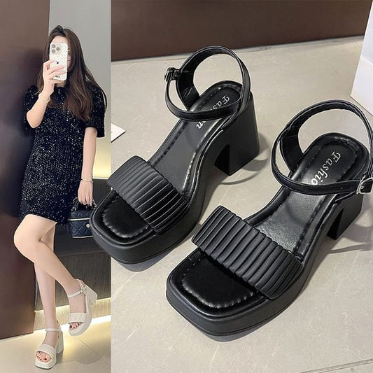 Heel Sandals Block Toe Square