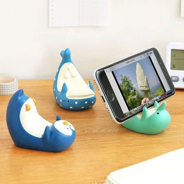 Dolphin Phone (Various Holder Shark / Designs) Penguin