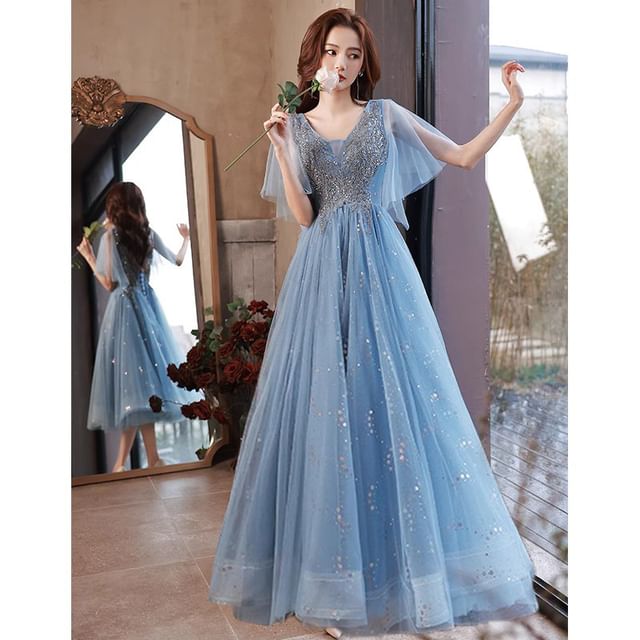 V-Neck Designs) Glitter A-Line Gown (Various Evening Short-Sleeve