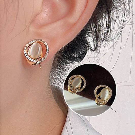 Rhinestone Ear Cuff Alloy