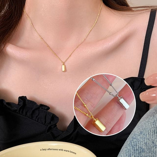 Bar Necklace