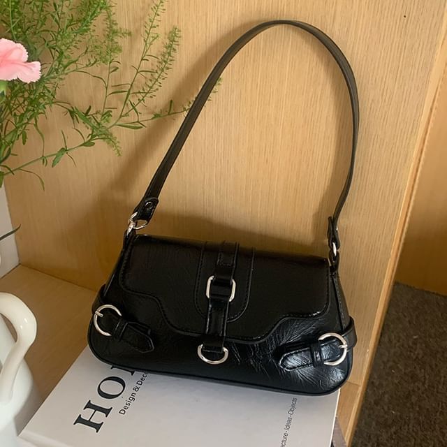Flap Bag Shoulder Buckled