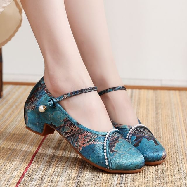 Sandals Low Embroidered Heel Textile