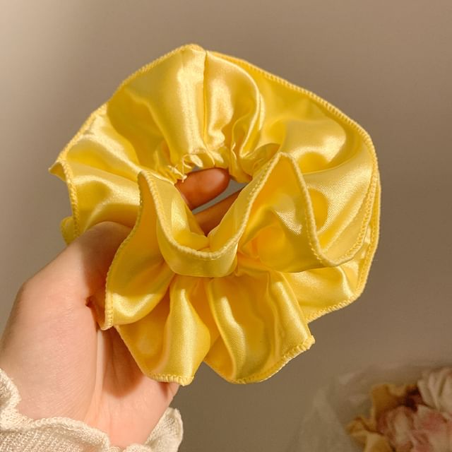 (Various Plain Scrunchie Designs)