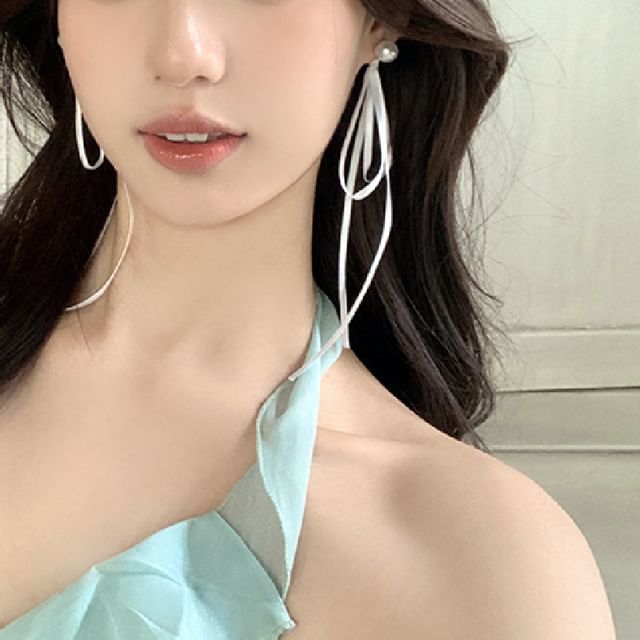 Pearl Bow Faux Earring