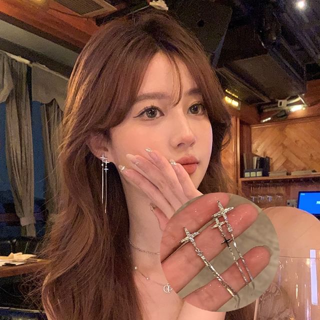 Rhinestone Drop Star Earring