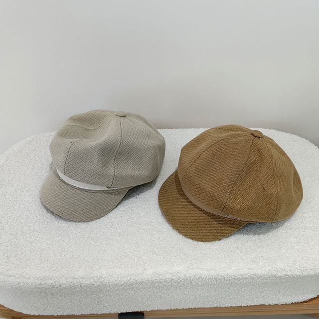 Belt Lettering Cap Newsboy