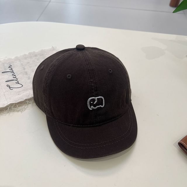 Brim Cap Embroidered Short Elephant