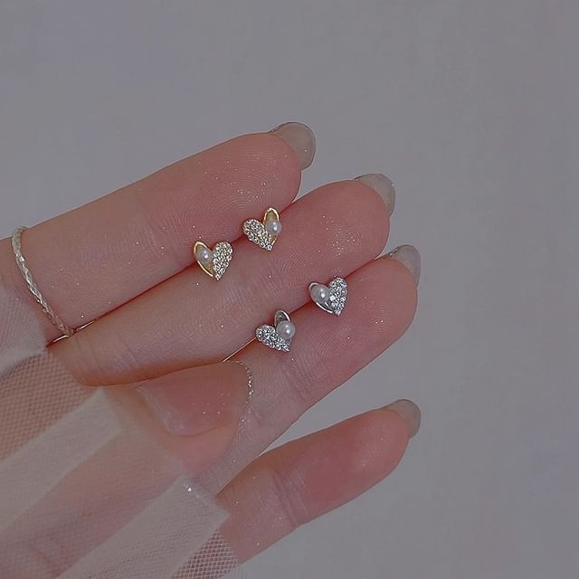 Heart Ear Stud Rhinestone