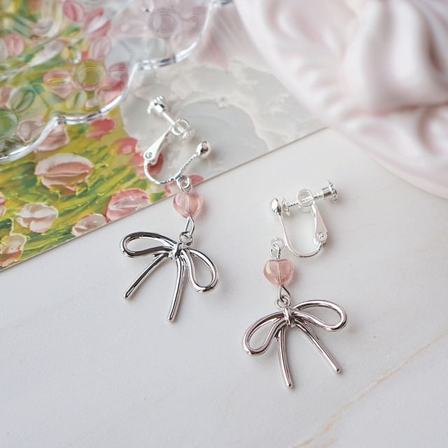 Drop Clip On Bow Earring /