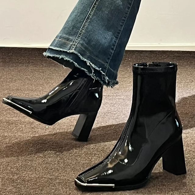 Short Zip-Up Plain Chunky Heel Leather Patent Boots