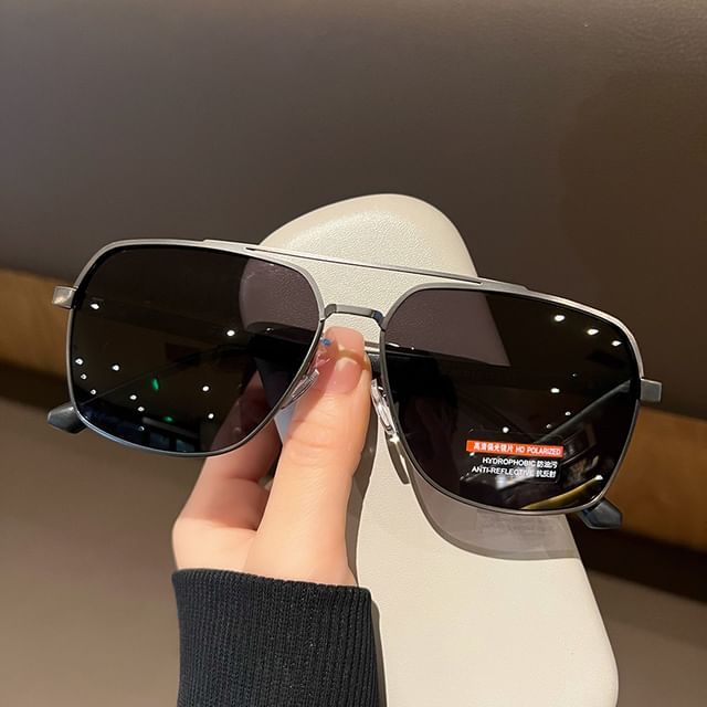 Square Frame Thin Sunglasses
