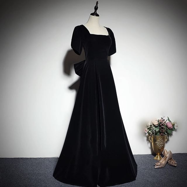 Plain Square A-Line Neck Bow Velvet Evening Back Short-Sleeve Gown