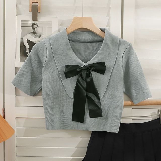 Top Collared Crop Short-Sleeve Knit Bow