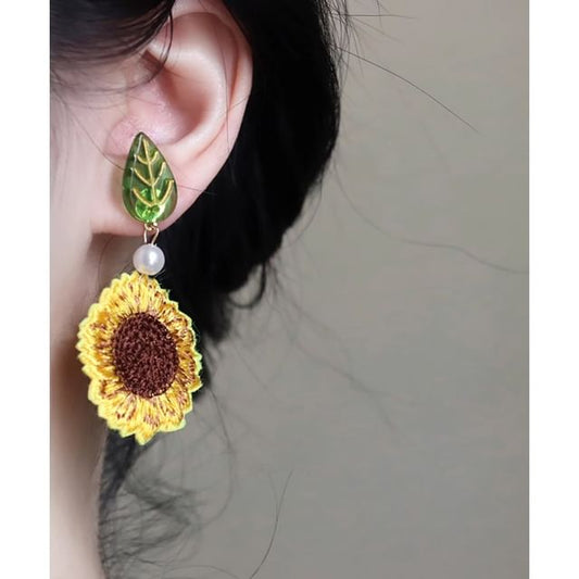 Crochet Earring Sunflower Clip-On / Drop