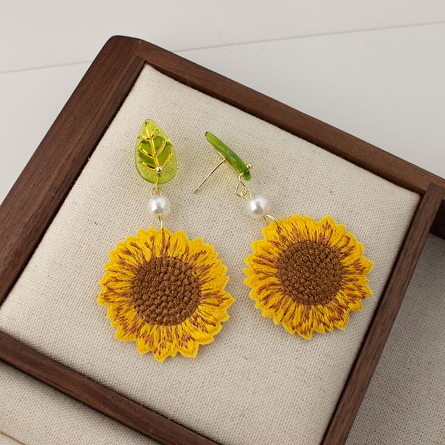Crochet Earring Sunflower Clip-On / Drop