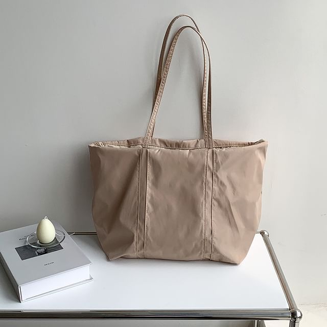 Nylon Tote Bag Plain