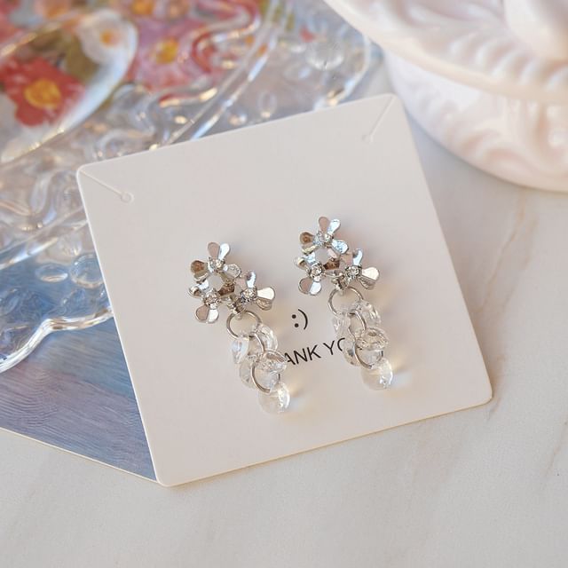 Faux Clip-On Crystal Earring Floral Rhinestone / Drop