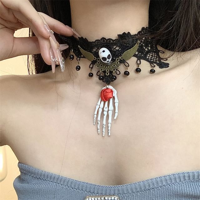 Earring / Skull Choker Lace