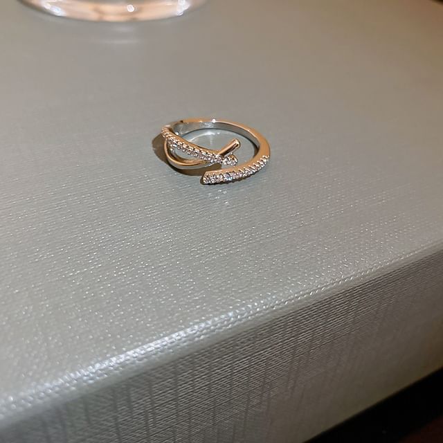 Rhinestone Alloy Ring (Various Designs)