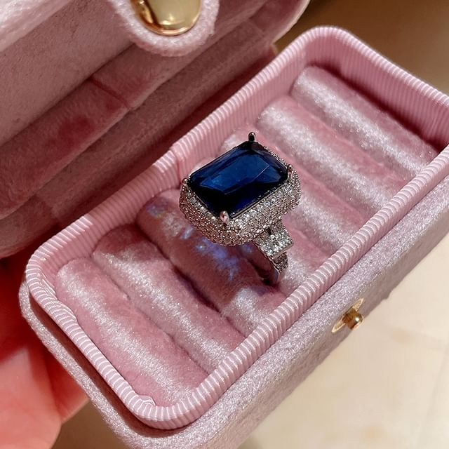 (Various Rhinestone Alloy Ring Designs)