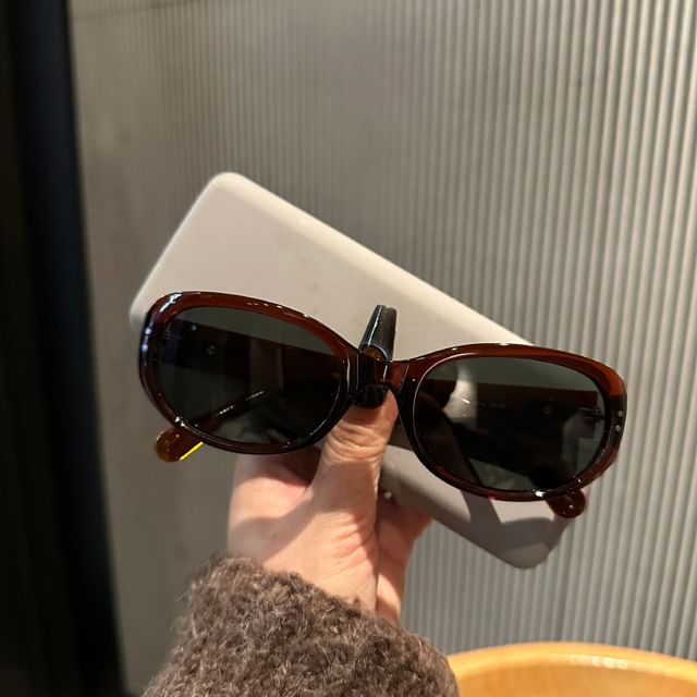 Oval Frame Sunglasses