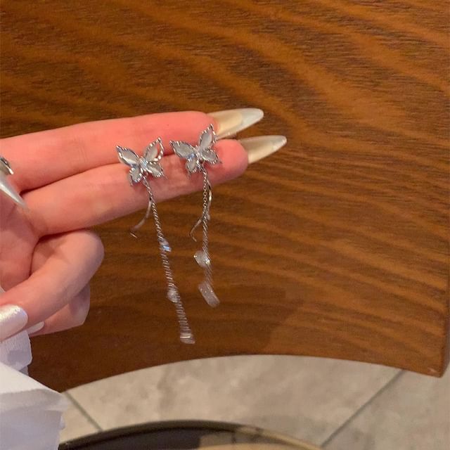 Cat Faux Alloy Dangle Eye Butterfly Stone Earring