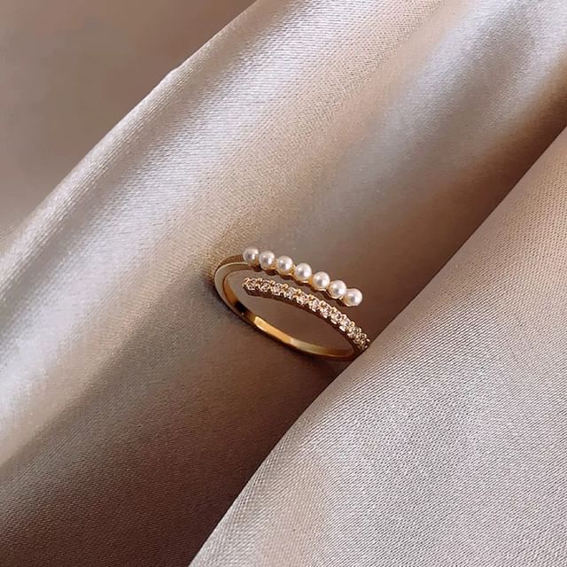 Freshwater Rhinestone Pearl Open Ring