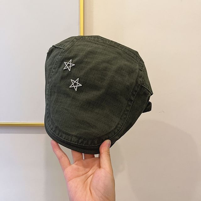 Studded Flat Cap Star