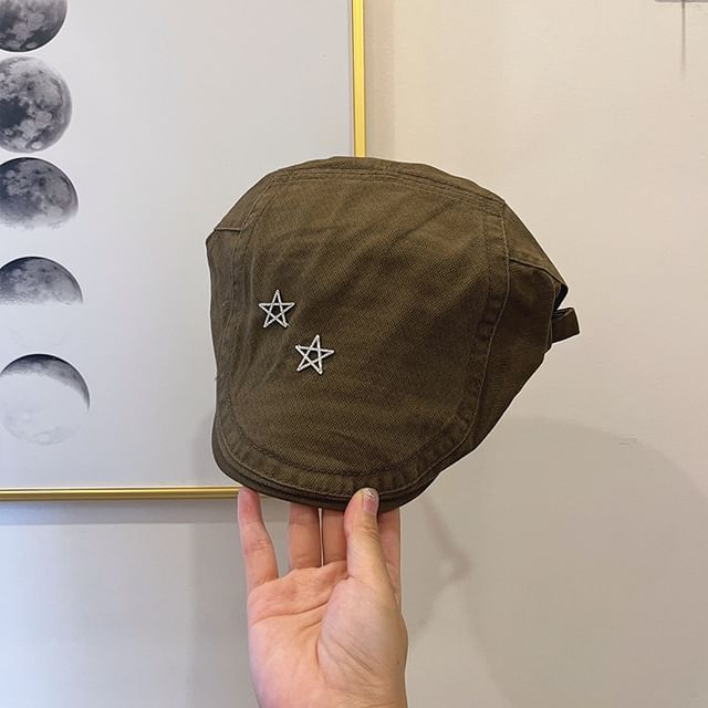 Studded Flat Cap Star