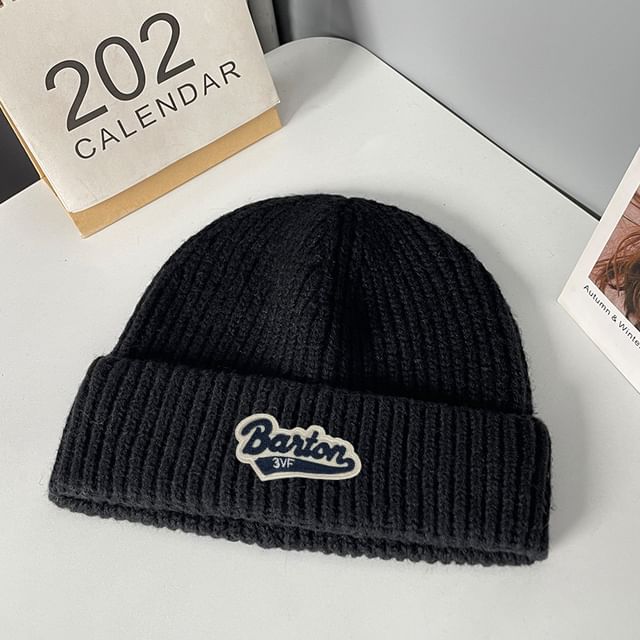 Applique Beanie Lettering Knit