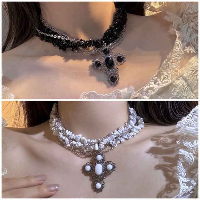 Necklace Beaded Cross