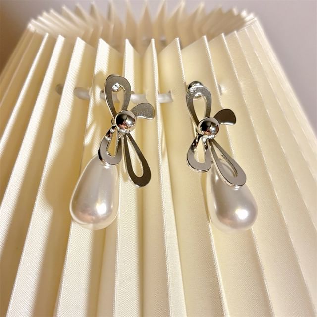 Pearl Earring Drop Bow Faux