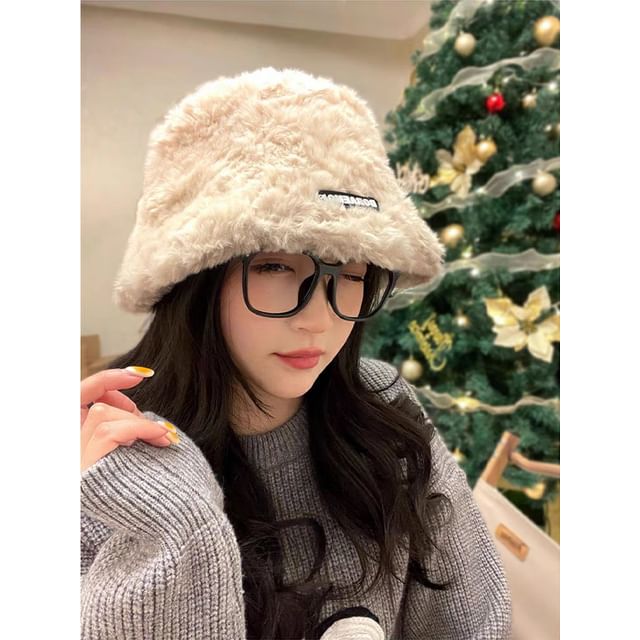 Plain Fluffy Hat Bucket