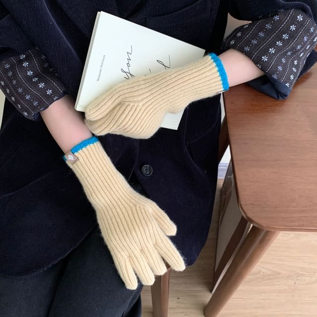 Knit Gloves Two-Tone Touchscreen