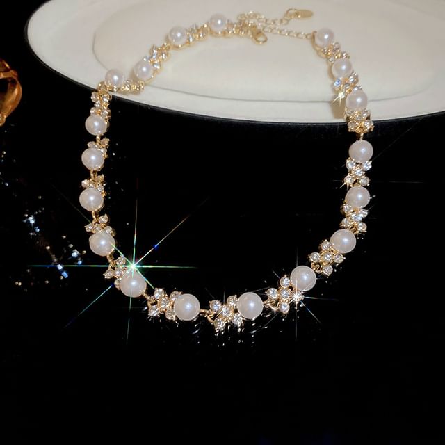 Necklace Faux Drop Earring Rhinestone / Floral Hook Bracelet Pearl