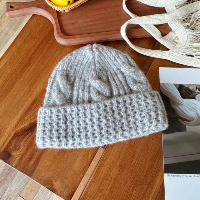 Plain Knit Cable Beanie