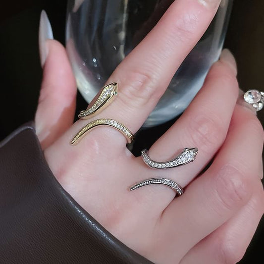 Rhinestone Snake Ring Open
