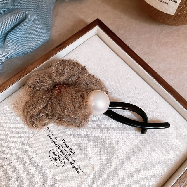 Pearl Hair Clip Faux Flower