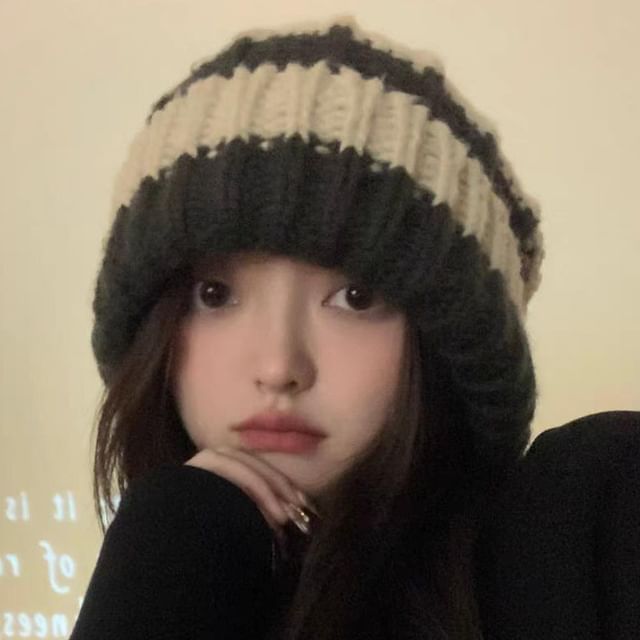 / Plain Beanie Ribbed Striped