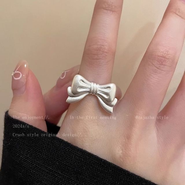 Open Ring Alloy Bow
