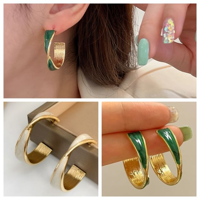 Galaxy Alloy Open Hoop Twisted Earring