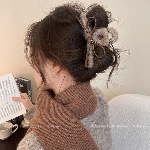 Hair Bow Faux Claw Leather