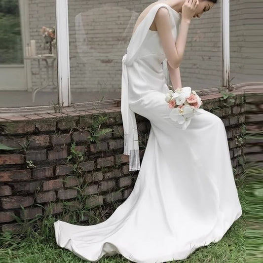 Mermaid Sleeveless Plain Wedding Backless Gown